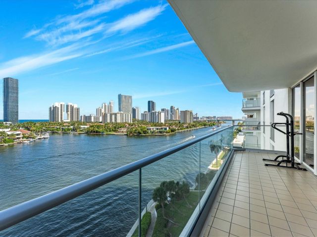 Apartment for sale  Unit #9J - photo 6156609