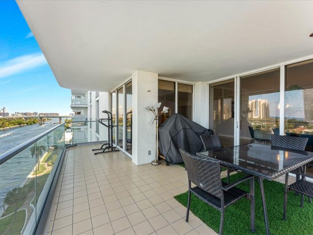 Apartment for sale  Unit #9J - photo 6156610