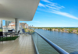 Apartment #9J at Turnberry Isle