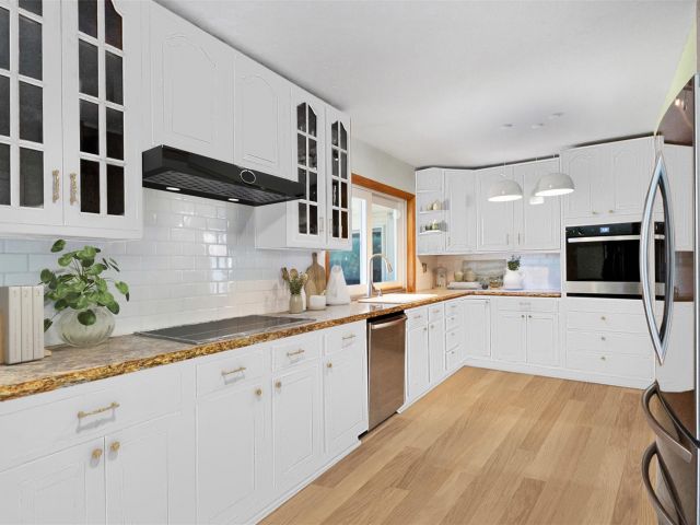 Home for sale at 6331 NE 22nd Ave - photo 6183273