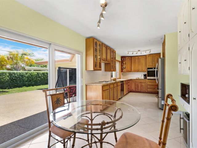 Home for sale at 6331 NE 22nd Ave - photo 6183276