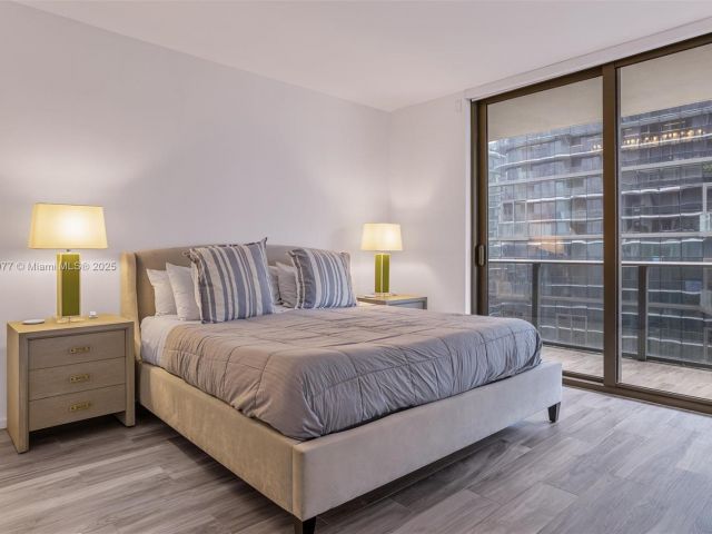 Apartment for sale  Unit #4205 - photo 6171906