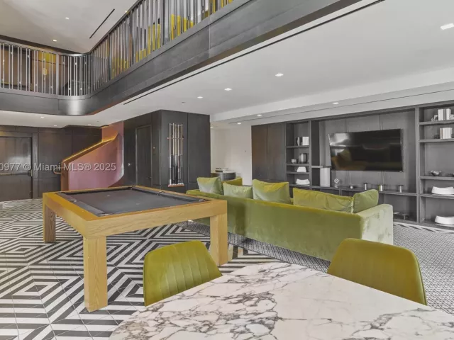 2-bedroom condo for sale in Miami - 801 S Miami Ave 4205 - MondialRealty