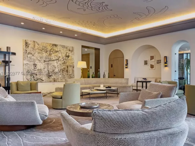2-bedroom condo for sale in Miami - 801 S Miami Ave 4205 - MondialRealty