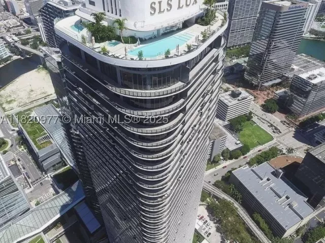 2-bedroom condo for sale in Miami - 801 S Miami Ave 4205 - MondialRealty