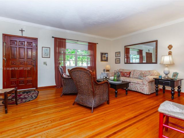 Home for sale at 7110 SW 13th Ter - photo 6154107