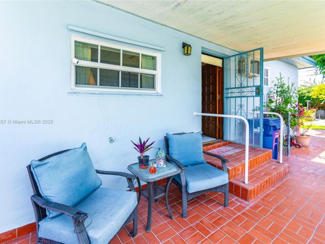 Home for sale at 7110 SW 13th Ter - photo 6154115