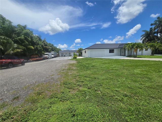 Home for sale at 23421 SW 217th Ave - photo 6154592