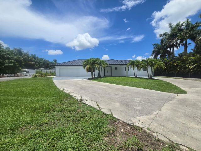 Home for sale at 23421 SW 217th Ave - photo 6154595