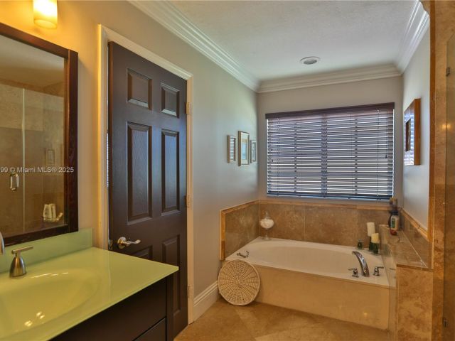 Home for sale at 3610 NE 15th Dr - photo 6154605