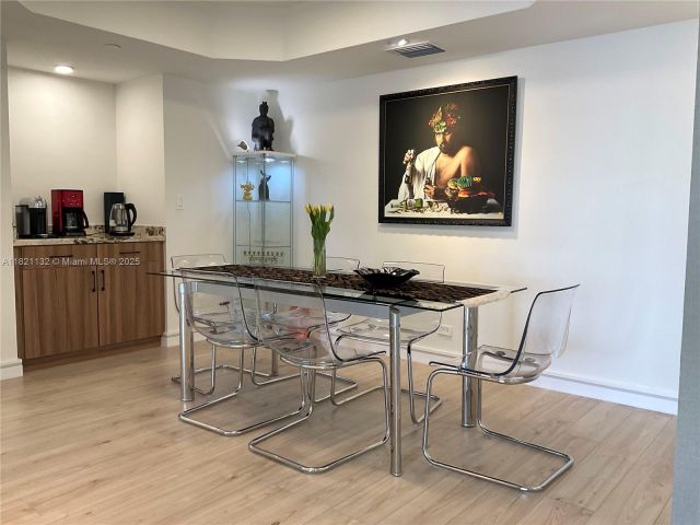 Apartment for sale  Unit #1903 - photo 6159649