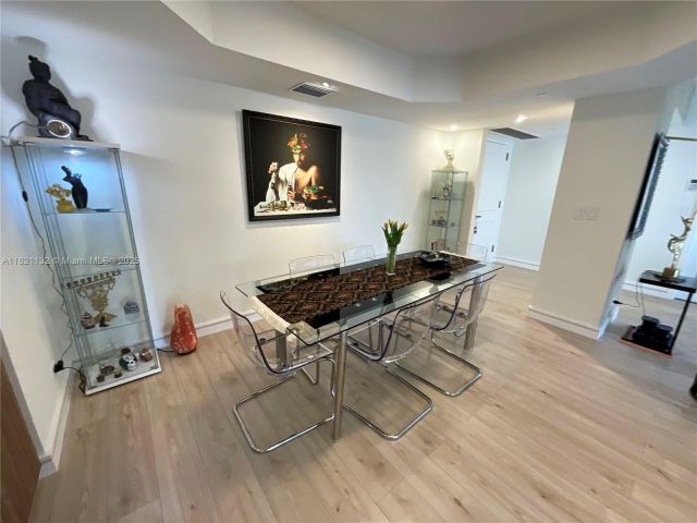 Apartment for sale  Unit #1903 - photo 6159650