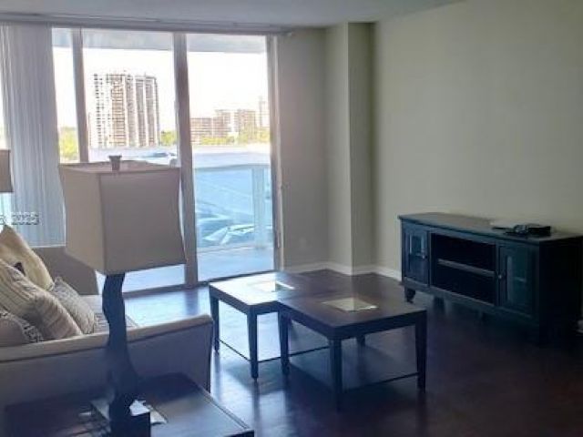 Apartment for sale  Unit #425 - photo 6161160