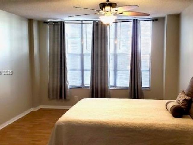 Apartment for sale  Unit #425 - photo 6161162