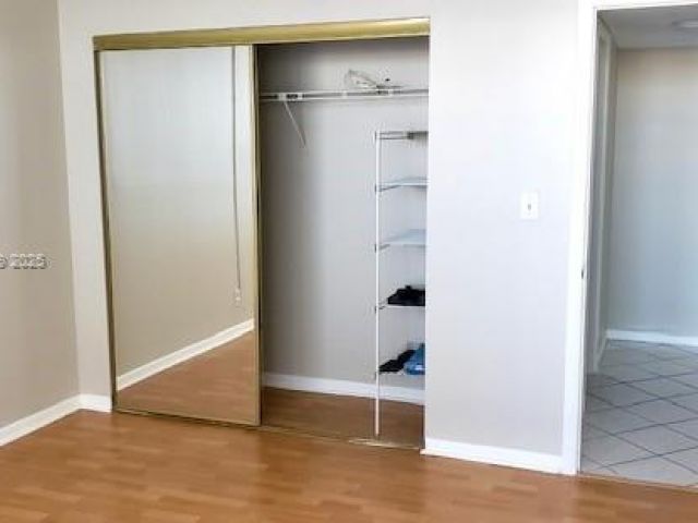 Apartment for sale  Unit #425 - photo 6161166