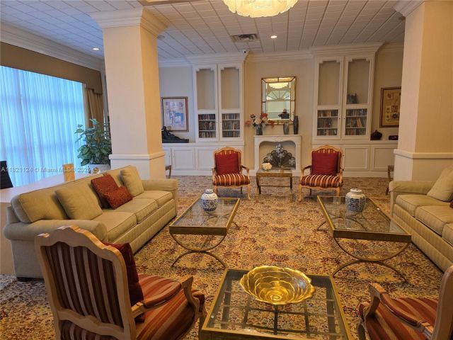 Apartment for sale  Unit #425 - photo 6161169