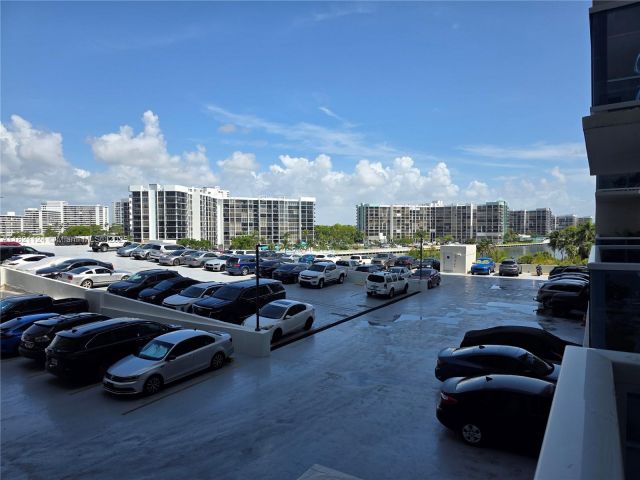 Apartment for sale  Unit #425 - photo 6161173