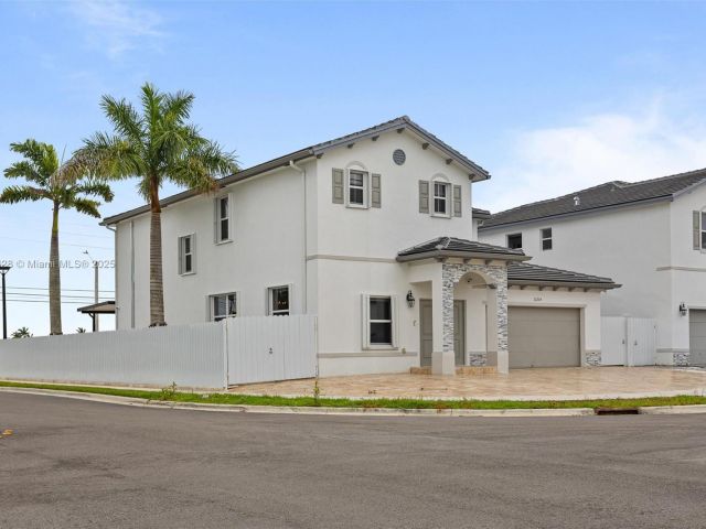 Home for sale at 21205 SW 127th Ct - photo 6154141