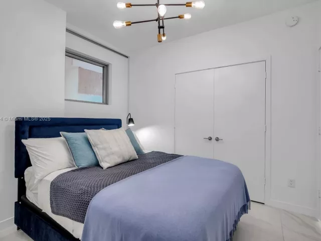 Apartment for sale  Unit #1806 - photo 6154420