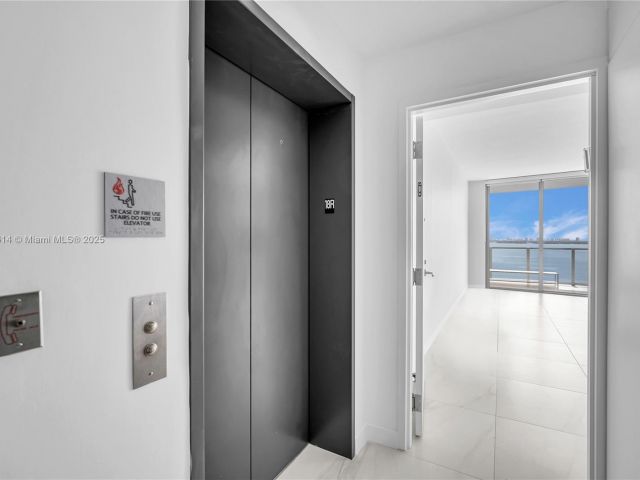 Apartment for sale  Unit #1806 - photo 6154432