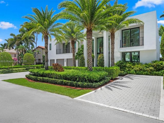 Home for sale at 2519 Lucille Dr - photo 6155491