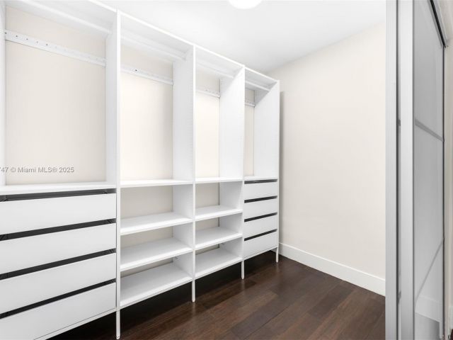 Home for sale at 427 W 43rd St - photo 6155089