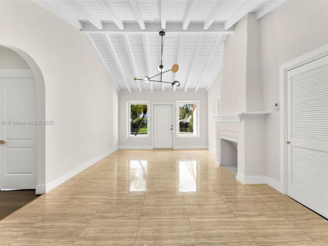 Home for sale at 427 W 43rd St - photo 6155102