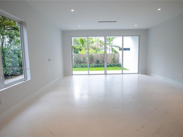 Home for sale at 3374 Day ave A - photo 6168966