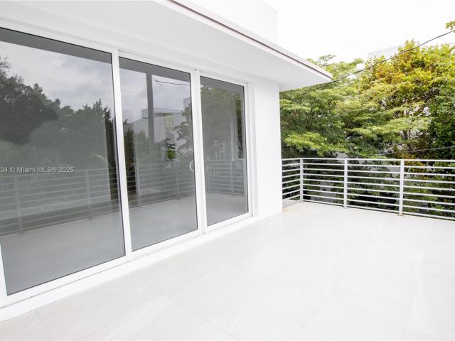 Home for sale at 3374 Day ave A - photo 6168967