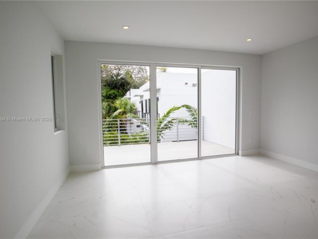 Home for sale at 3374 Day ave A - photo 6168968