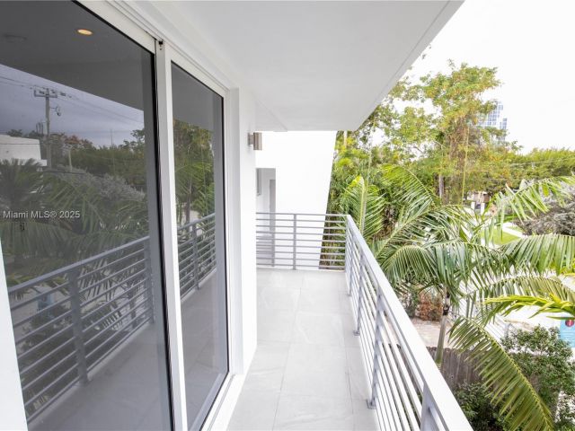 Home for sale at 3374 Day ave A - photo 6168972