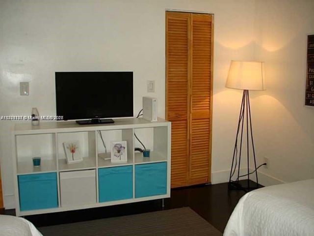 Apartment for sale  Unit #101 - photo 6180091