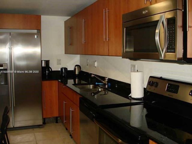 Apartment for sale  Unit #101 - photo 6180094