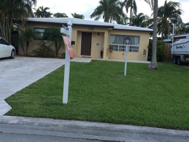 Home for sale at 1126 Lincoln St - photo 6165076