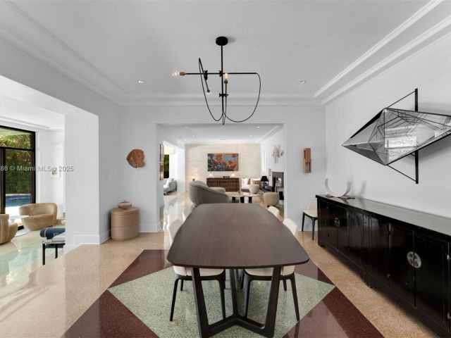 Home for sale at 6165 Pine Tree Dr - photo 6155074