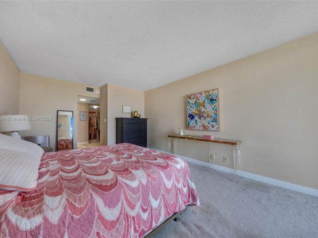 Apartment for sale  Unit #1922 - photo 6211074