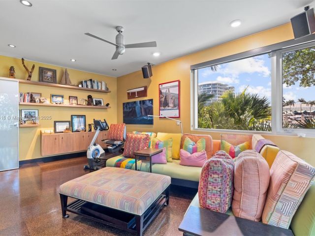 Home for sale at 2500 Mercedes Dr - photo 6159690