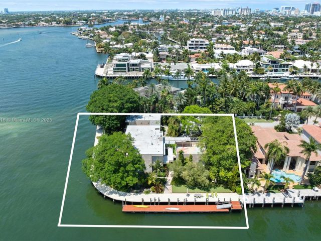 Home for sale at 2500 Mercedes Dr - photo 6159702