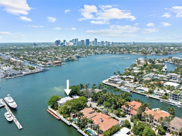 Home for sale at 2500 Mercedes Dr - photo 6159703