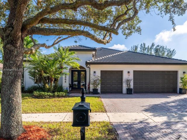 Home for sale at 4864 Tropicana Ave - photo 6153839