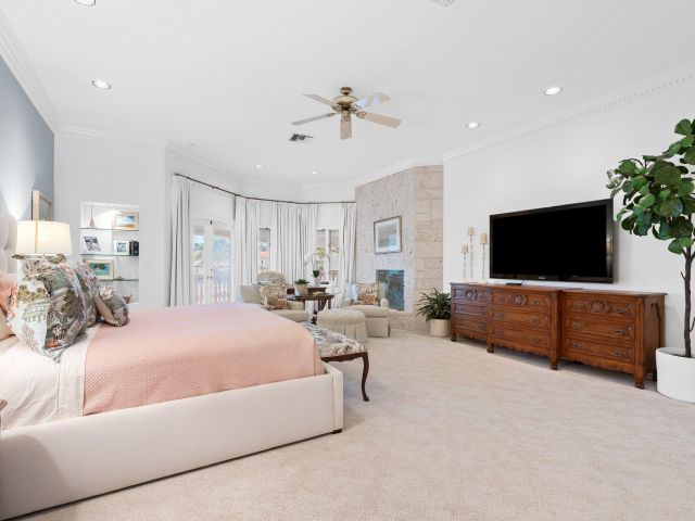 Home for rent at 396 E Coconut Palm Road - photo 6157085