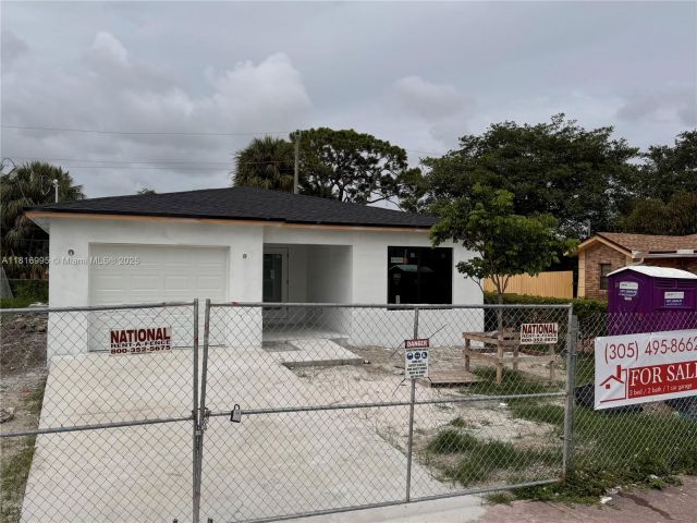 Home for sale at 2430 NW 22nd Rd - photo 6156307