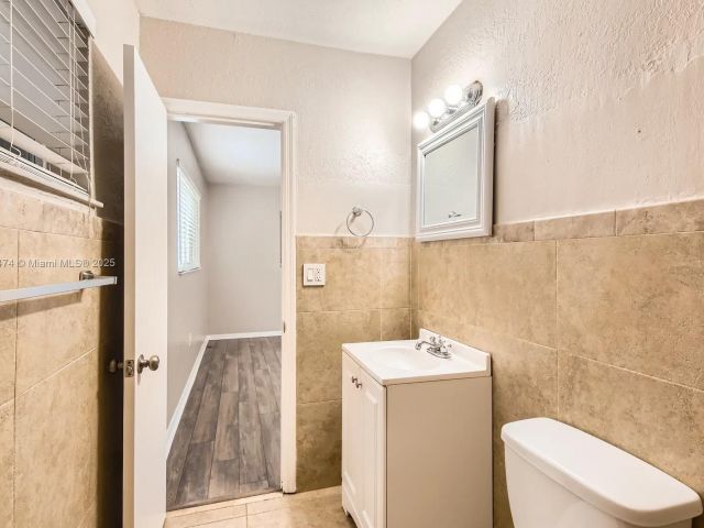 Home for sale at 5208 SW 91st Ter - photo 6170461