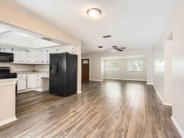 Home for sale at 5208 SW 91st Ter - photo 6170469