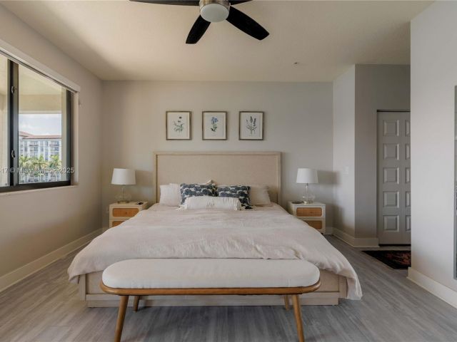 Home for rent at 4714 NW 84th Ct 4714 - photo 6155896