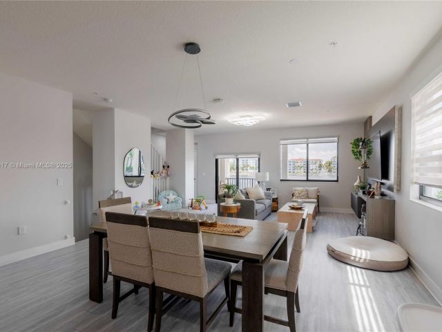 Home for rent at 4714 NW 84th Ct 4714 - photo 6155899