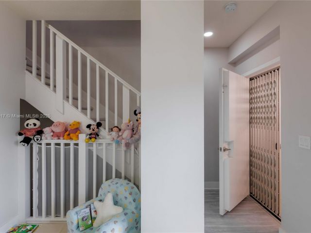 Home for rent at 4714 NW 84th Ct 4714 - photo 6155904