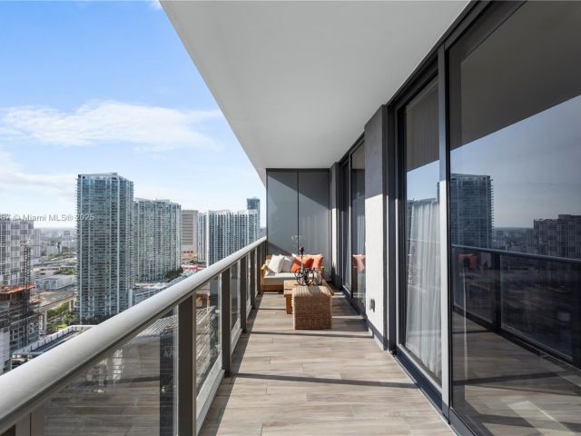 Apartment for rent  Unit #3310 - photo 6157200