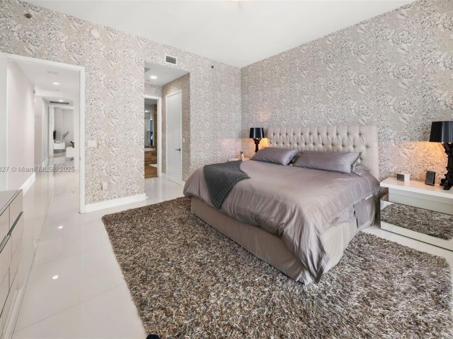 Apartment for sale  Unit #3302 - photo 6161978