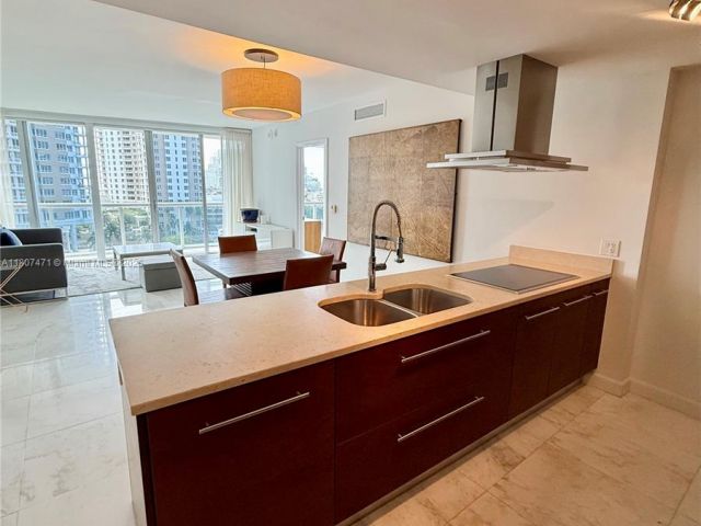 Apartment for sale  Unit #BAY806 - photo 6160632